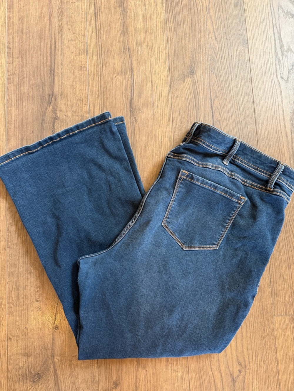 Torrid Blue Denim "FeelTheFit" Luxe Slim Boot Jeans Super Stretch Pant Size 24XS